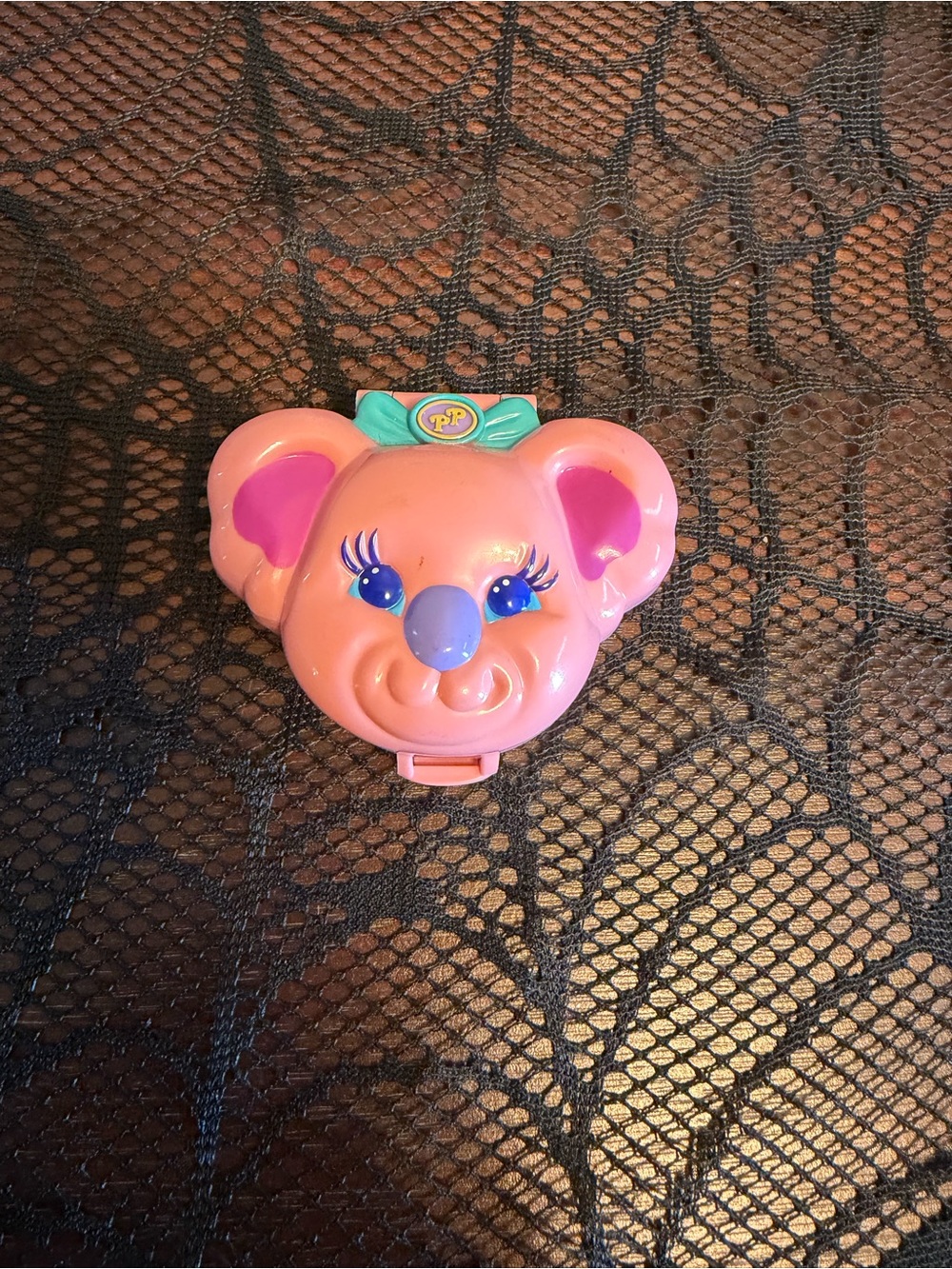 Vintage Polly Pocket Cuddly Koala Picnic- 1994